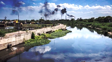 雷茨空氣懸浮風(fēng)機(jī)：讓“一個(gè)造紙廠(chǎng)”不再“污染一條河”！